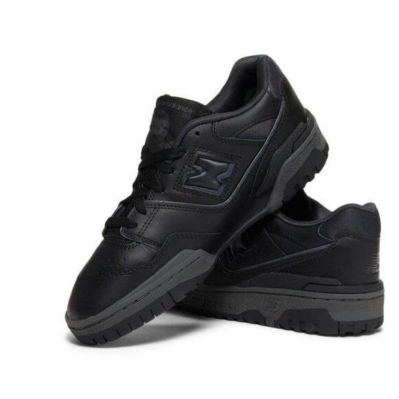 New Balance 550 Triple Black Sneakers Size 6 GSB550BB - Picture 1 of 10